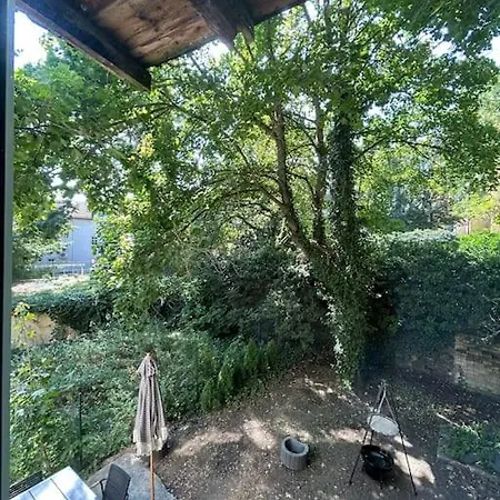 Gemuetliches Mit Garten Apartment
