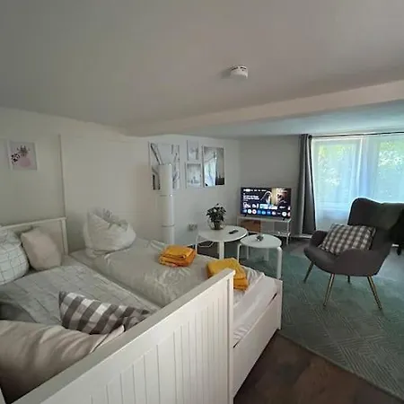 Apartment Gemuetliches Mit Garten *